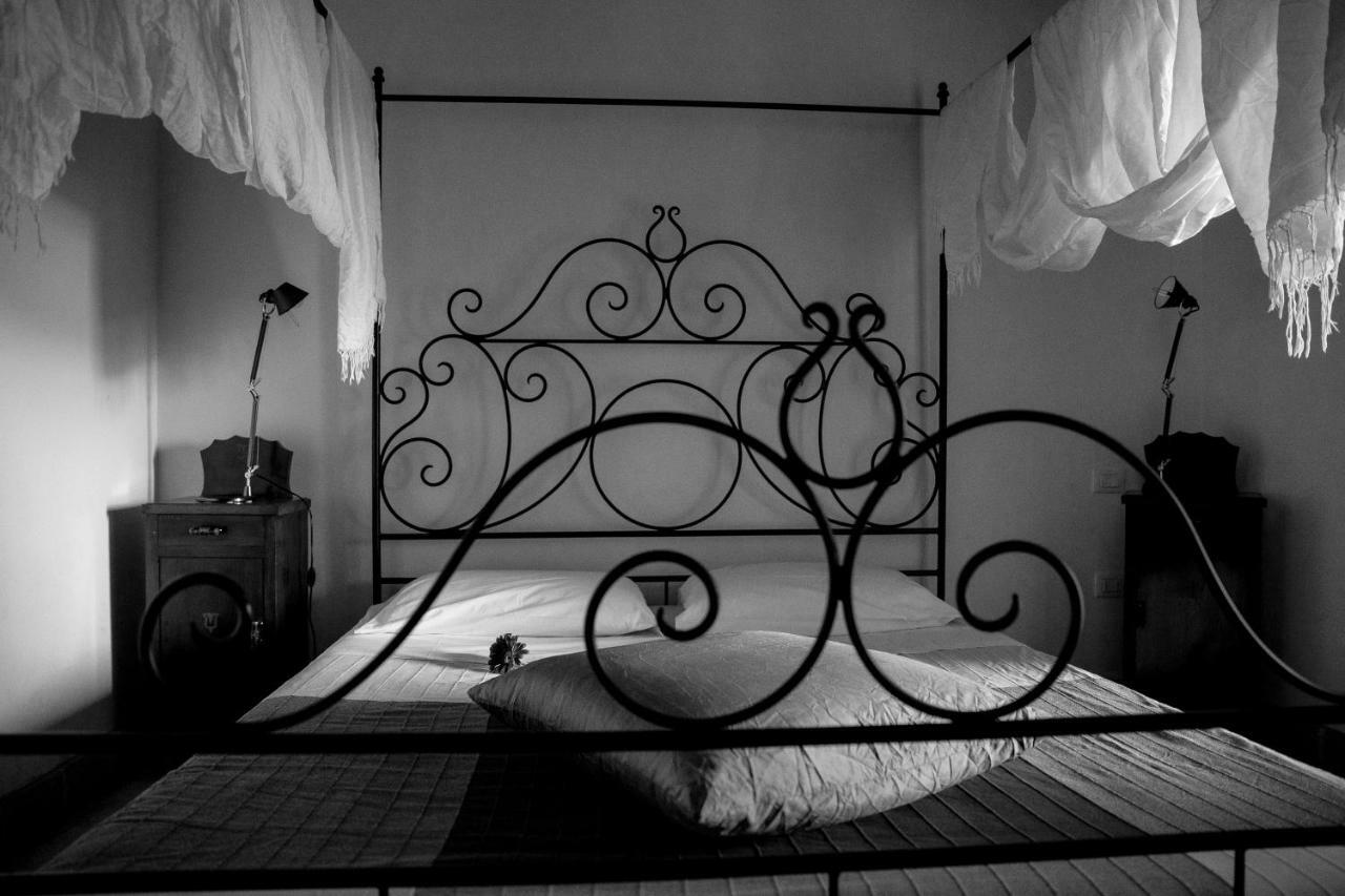 Casali Costadoro อักกวาวีวา ปิเชนา ภายนอก รูปภาพ